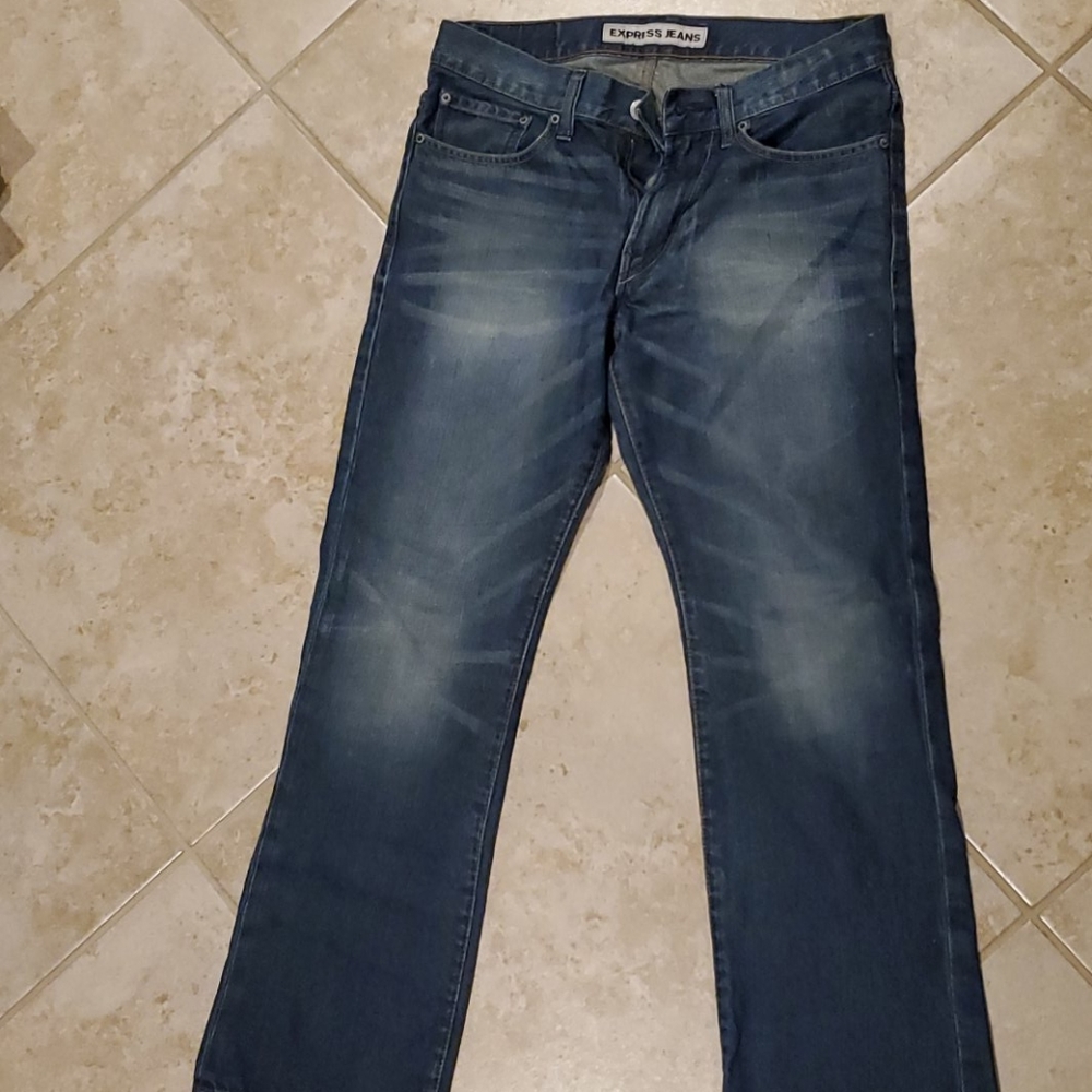 Express Men's Kingston Classic Boot Cut Jeans